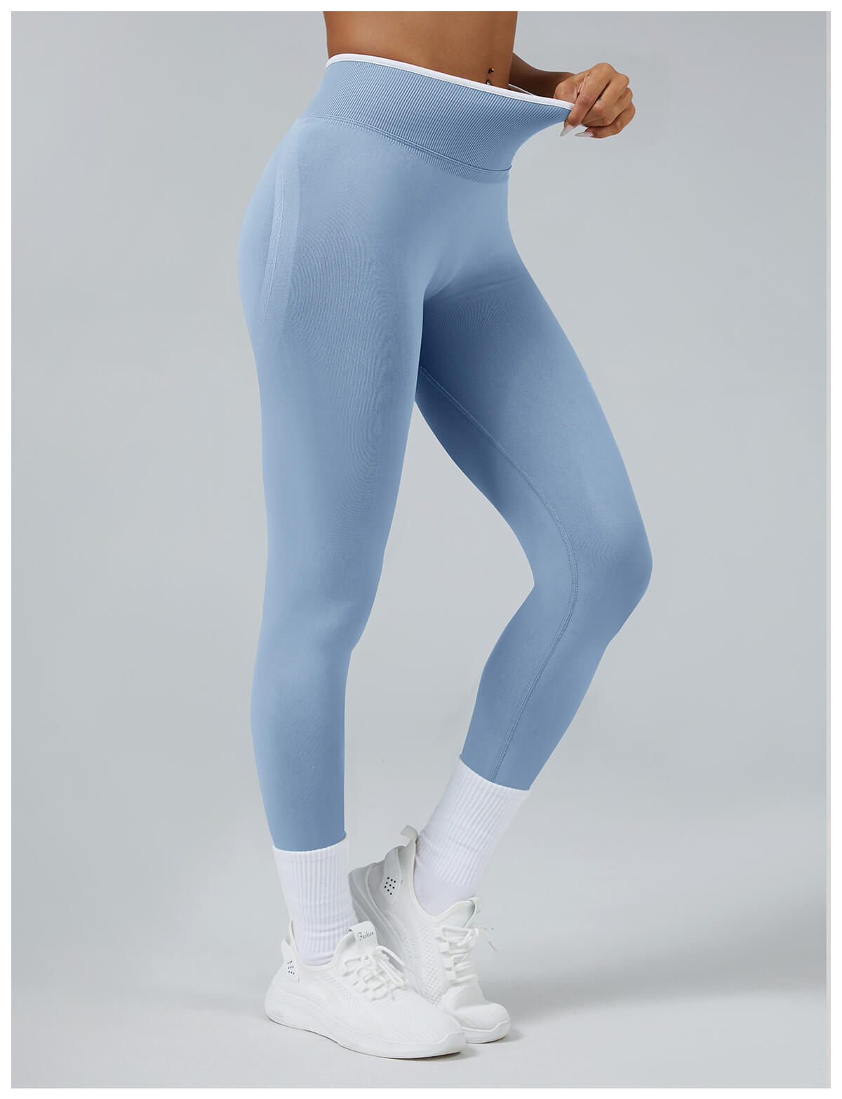 InnoExplore Custom Seamless Scrunch Butt Leggings in Baby Blue - Wholesale Yoga Leggings