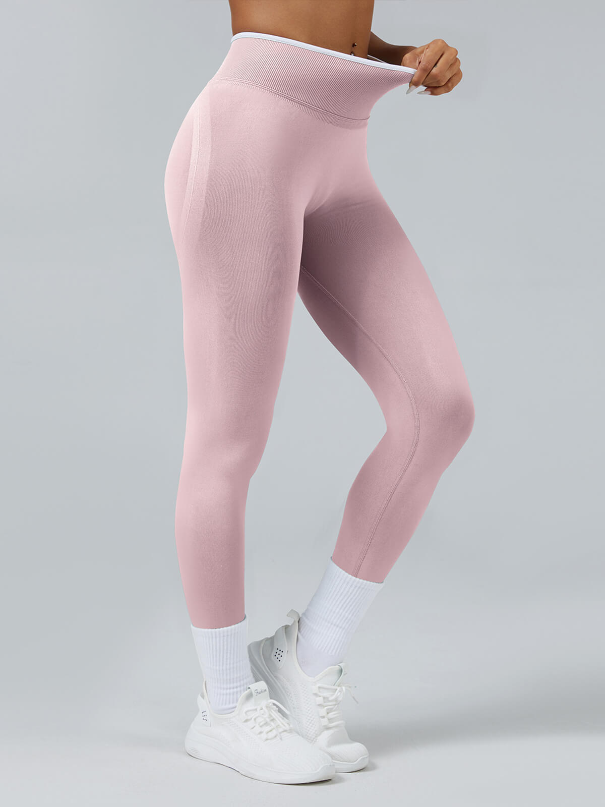 InnoExplore Custom Seamless Scrunch Butt Leggings in Pink - Private Label Fitness Apparel